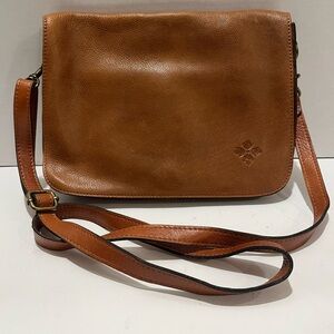 EUC Patricia Nash Postiano Square Heritage Tan Leather Shoulder Bag